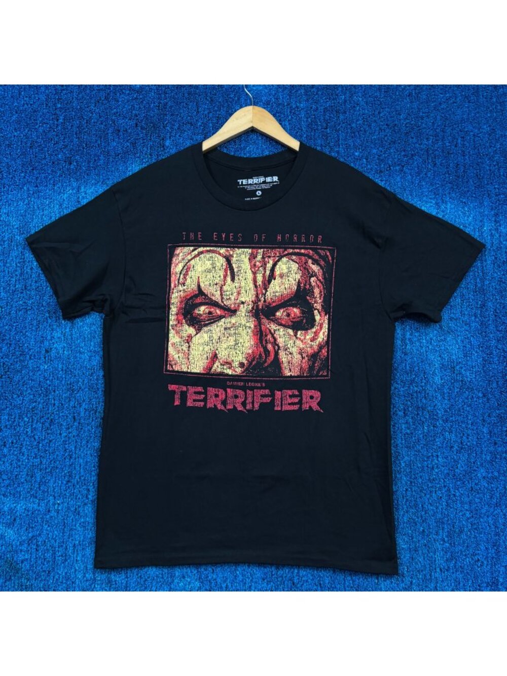 Terrifier “The Eyes of Horror Art the Clown” Graphic T-Shirt Size L